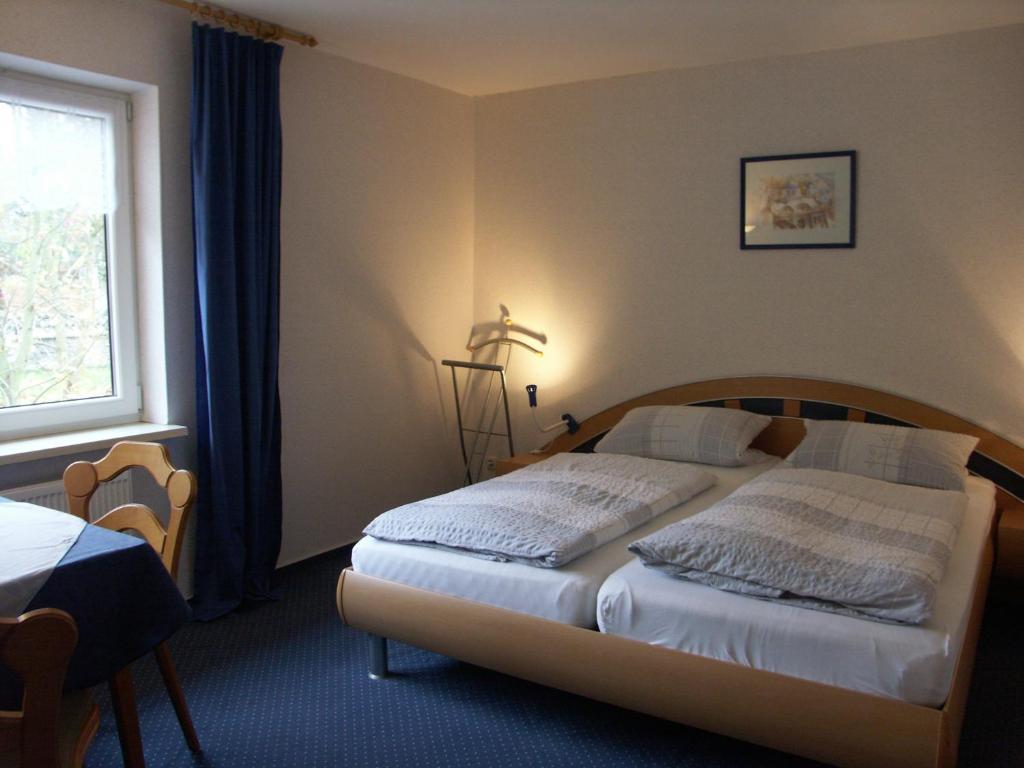 Waldpension Zum Felsenkeller Lichtenfels-Sachsenberg Quarto foto